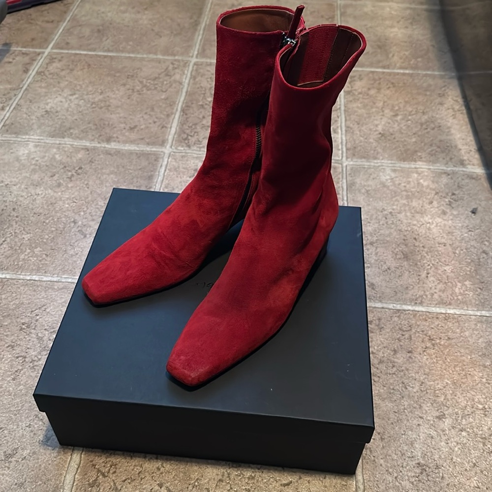 Women’s Marsèll square-toe ankle boots. Size 38